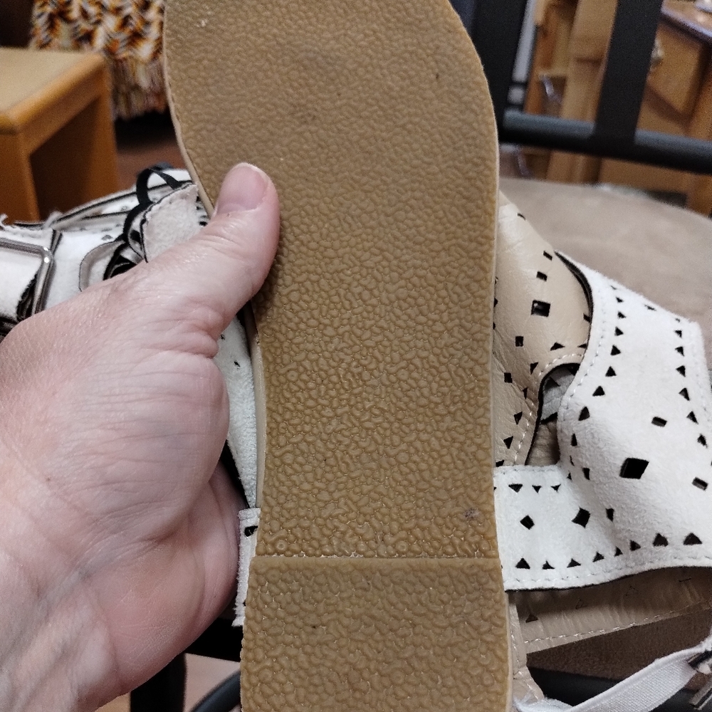 Shoes - Picture 3 of 3